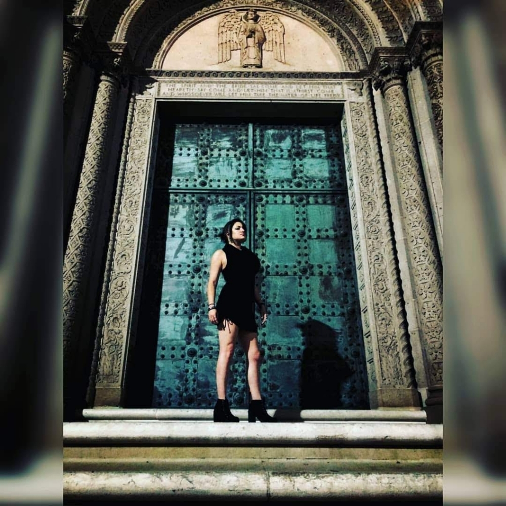 Meet your Posher, Becky